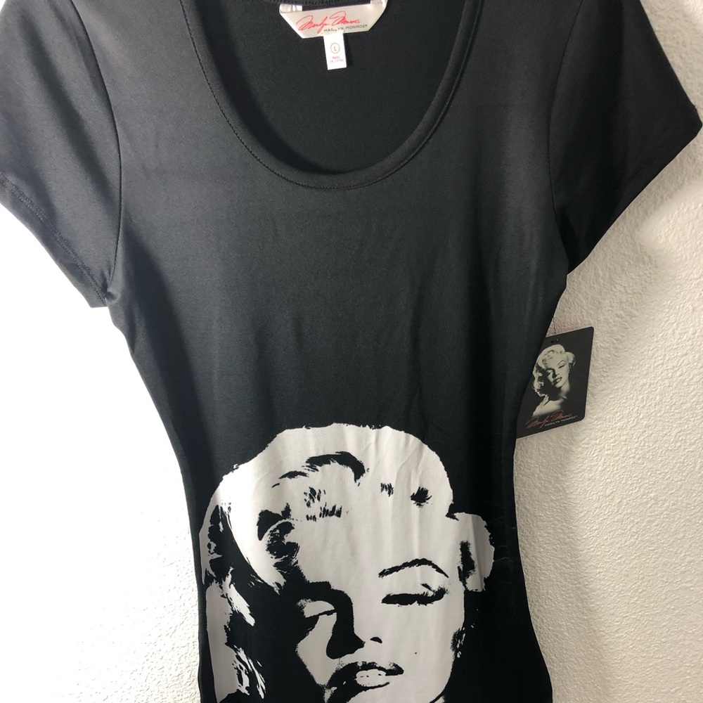 Marilyn Monroe dress